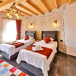 Villa Sandak 2 *