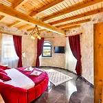 Sandak 2 Villa *