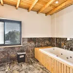 Villa Sandak 2 *
